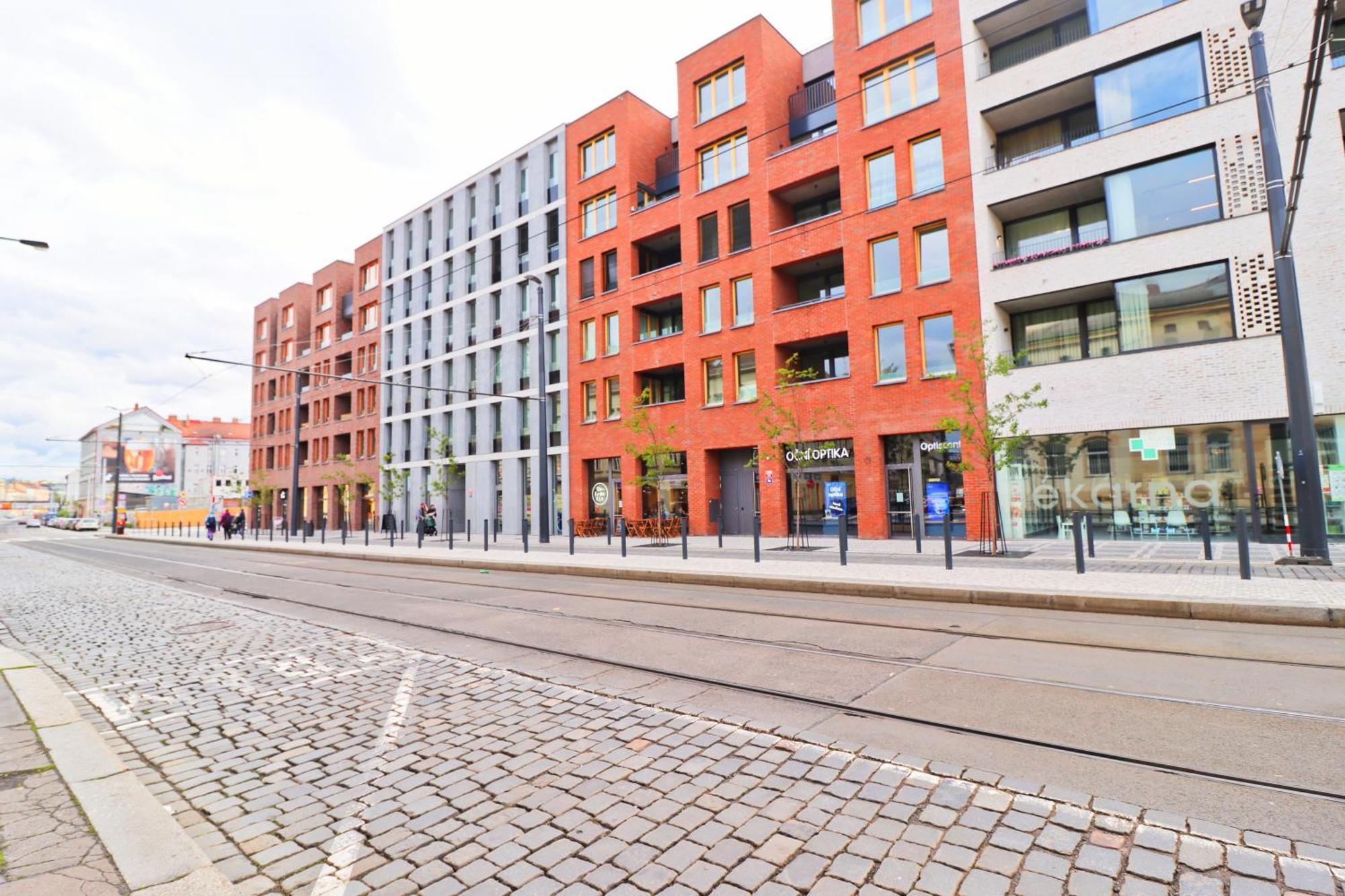 Sunny Apartment In Smichov, Prague 5 Exterior foto