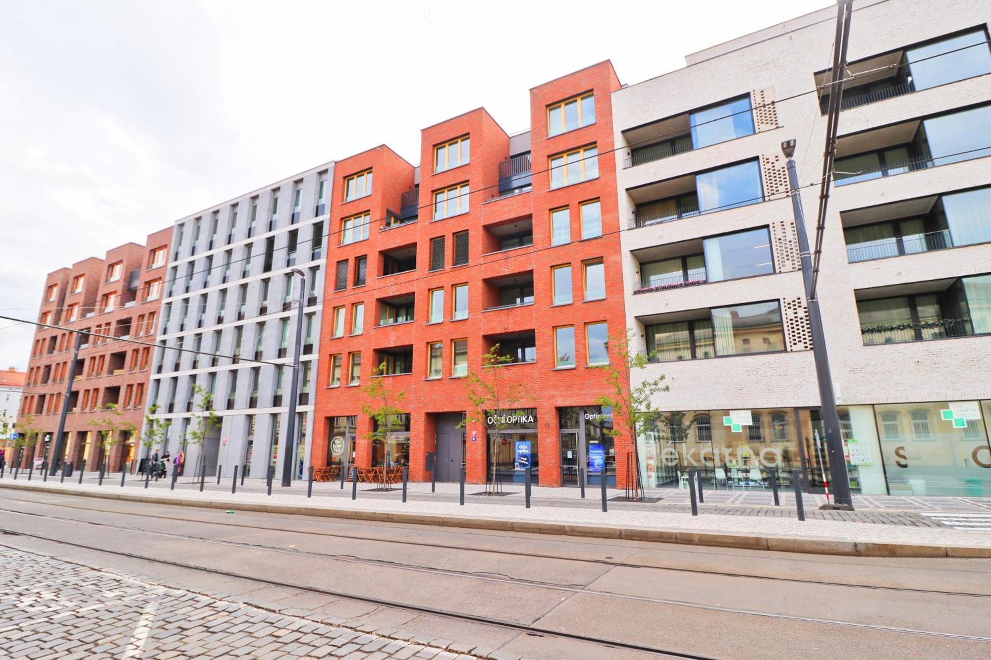 Sunny Apartment In Smichov, Prague 5 Exterior foto